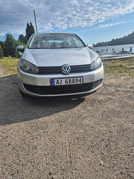Volkswagen Golf VI 2 of 5