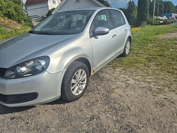 Volkswagen Golf VI 4 of 5