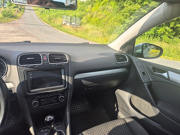 Volkswagen Golf VI 13 of 19