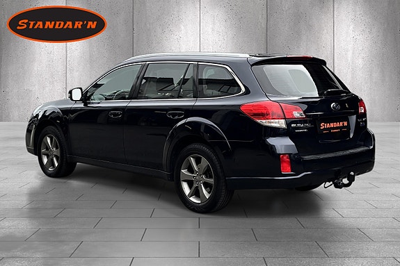 Subaru Outback 4 of 5