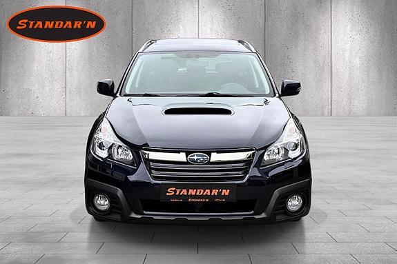 Subaru Outback 2 of 5