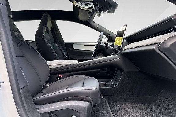Polestar 4 9 of 20