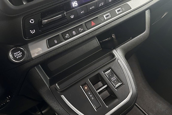 Citroen SpaceTourer 14 of 27