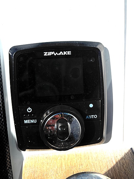 Ibiza 26 Touring 2012 | Yamaha 350 V8 | Kun 139 timer | Velholdt og stilren 9 of 18