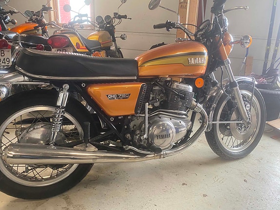 Yamaha TX 5 of 5