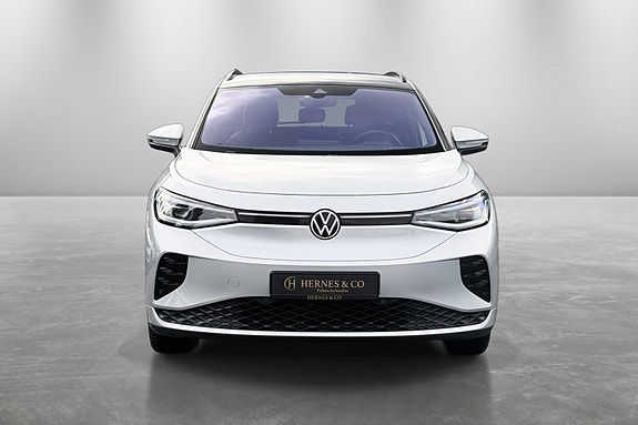 Volkswagen ID.4 GTX 4 of 5