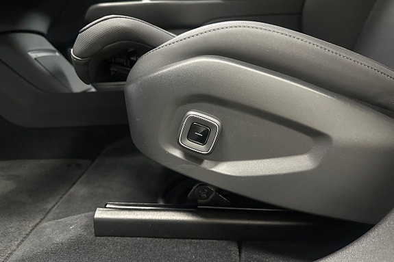 Polestar 3 12 of 24