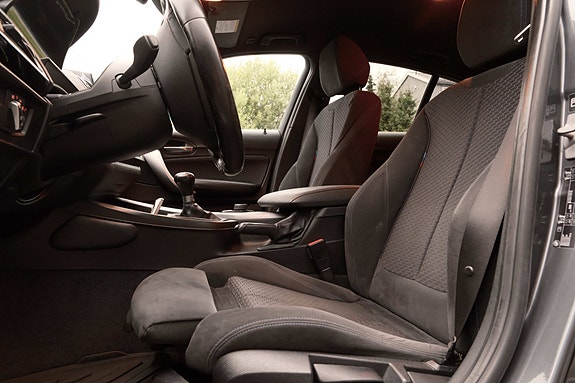 BMW 116i 2 of 19
