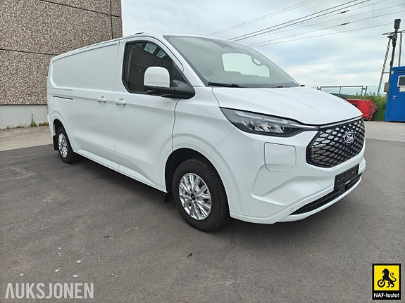 Ford Transit 3 of 5