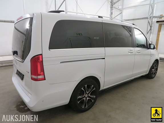 Mercedes-Benz V-Klasse 4 of 5