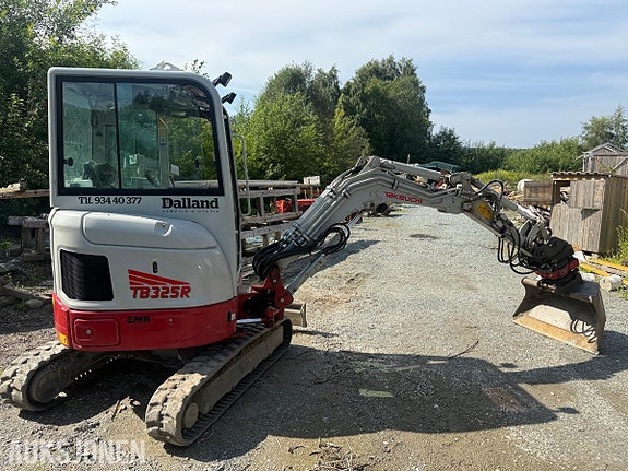 Takeuchi TB325R 5 of 5
