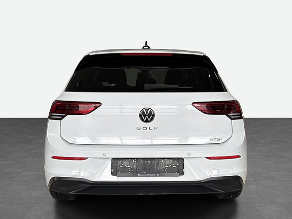 Volkswagen Golf VIII 5 of 5