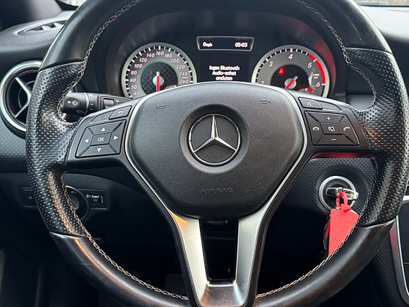 Mercedes-Benz A180 12 of 16