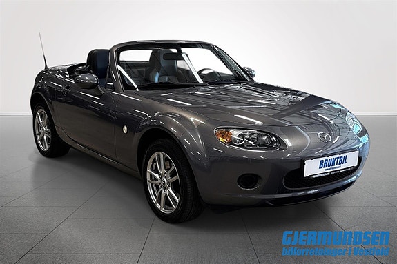 Mazda MX-5 3 of 5