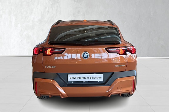 BMW iX2 5 of 25