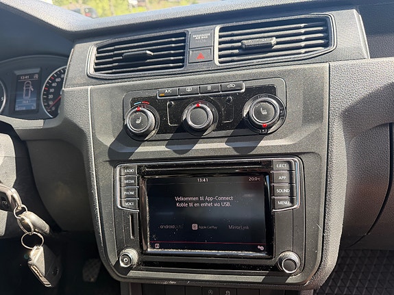 Volkswagen Caddy 18 of 19