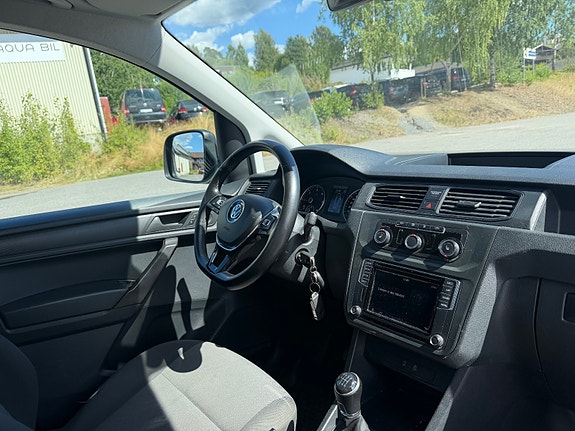 Volkswagen Caddy 15 of 19