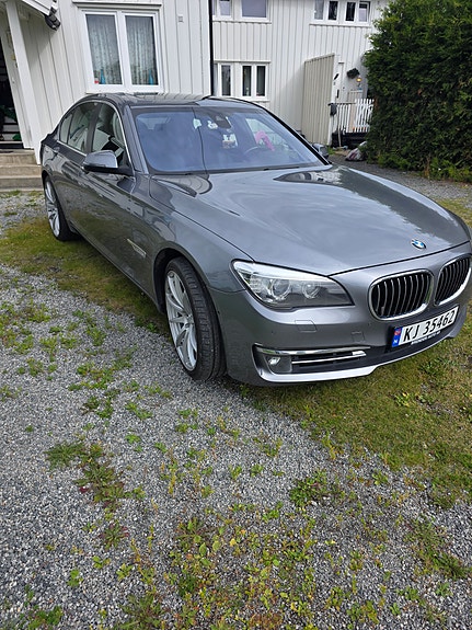 BMW 740d 3 of 20