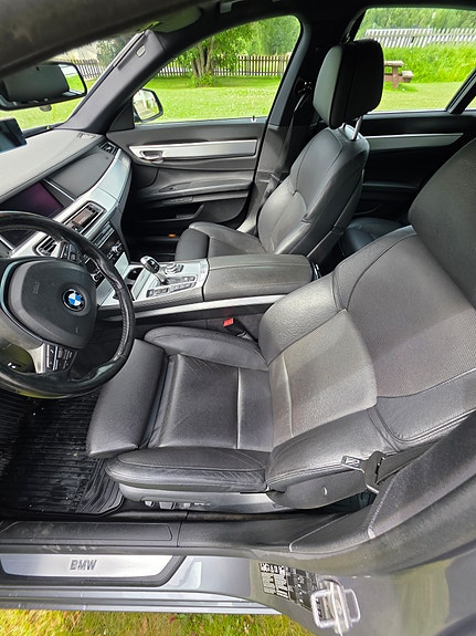 BMW 740d 6 of 20