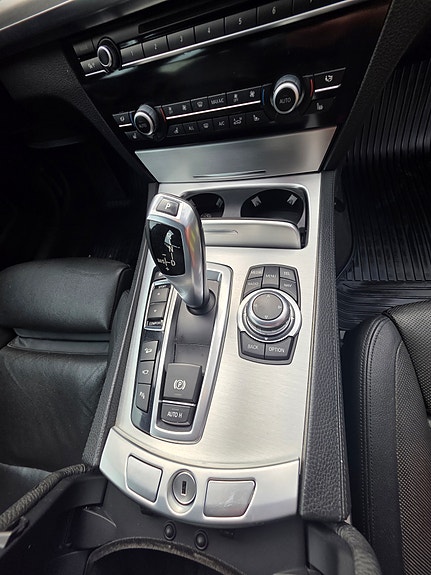 BMW 740d 15 of 20