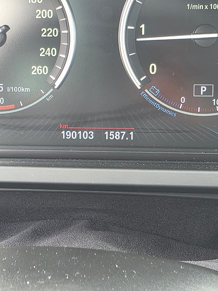 BMW 740d 12 of 20