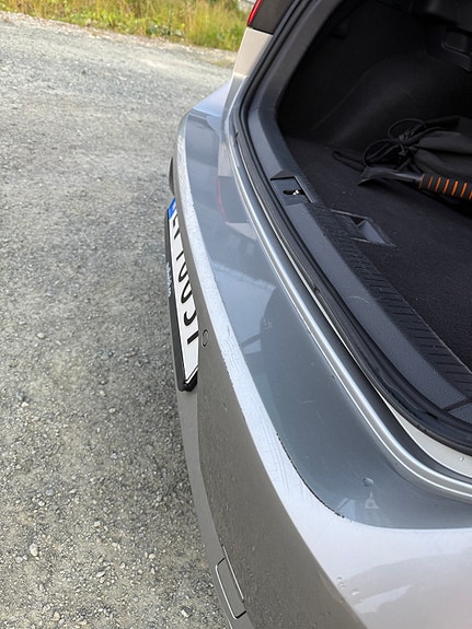 Volkswagen e-Golf VII 25 of 25
