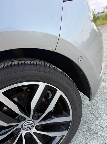 Volkswagen e-Golf VII 24 of 25
