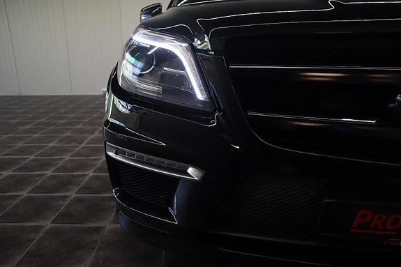 Mercedes-Benz GL63 5 of 5