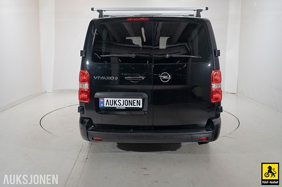 Opel Vivaro 5 of 5