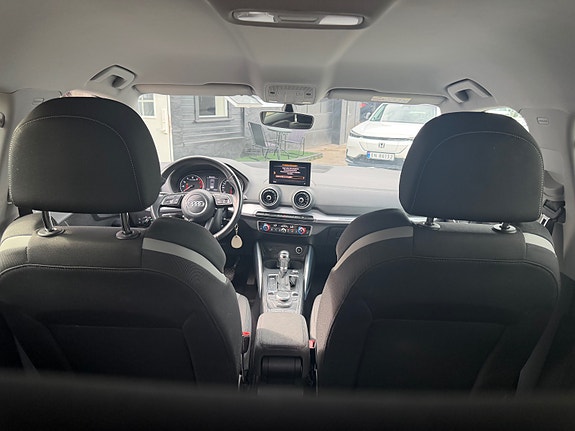 Audi Q2 10 of 27