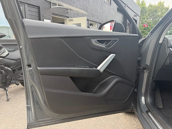 Audi Q2 21 of 27