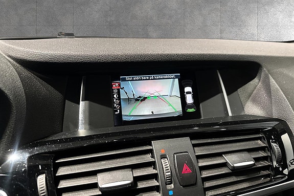 BMW X3 9 of 15