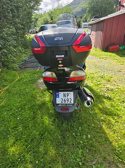 Suzuki AN 650 Burgman 3 of 7