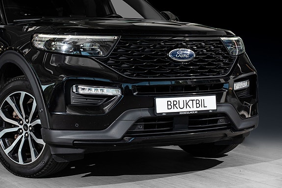 Ford Explorer 5 of 5
