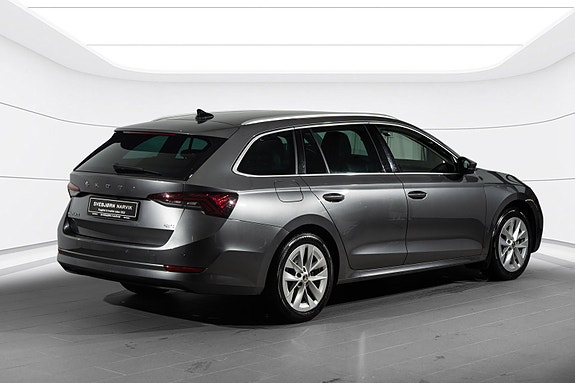 Skoda Octavia 8 of 27