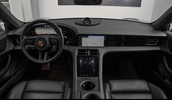 Porsche Taycan 4 30 of 30