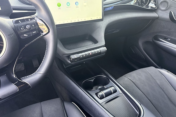BYD Dolphin 19 of 20