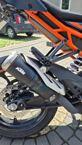 KTM RC 390 4 of 4