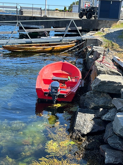 Pioner 10 med Yamaha 4hk 2-takt 2 of 5