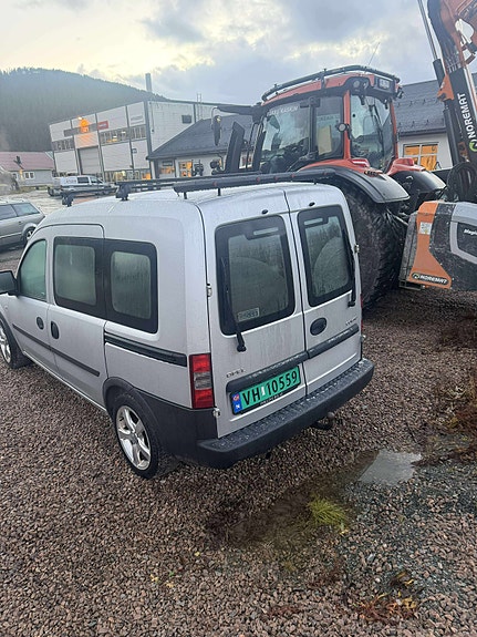 Opel Combo 2 of 5