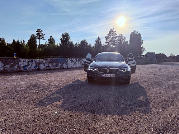 BMW 5-Serie 2 of 18