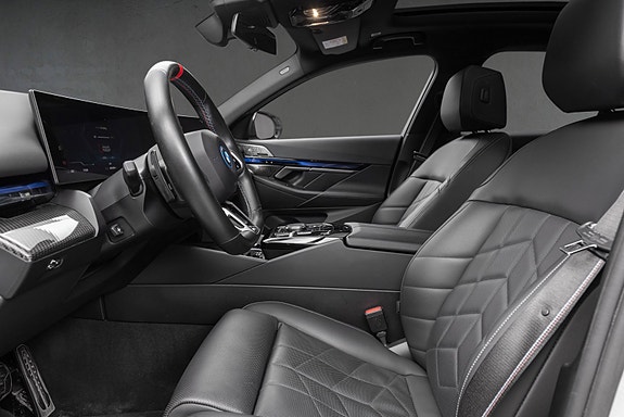 BMW i5 11 of 27