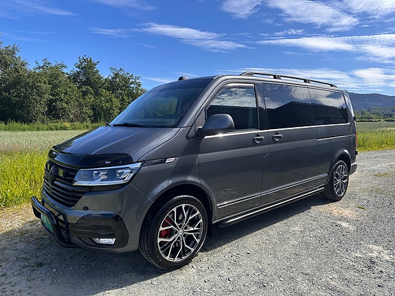Volkswagen Caravelle 5 of 30