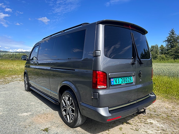 Volkswagen Caravelle 7 of 30