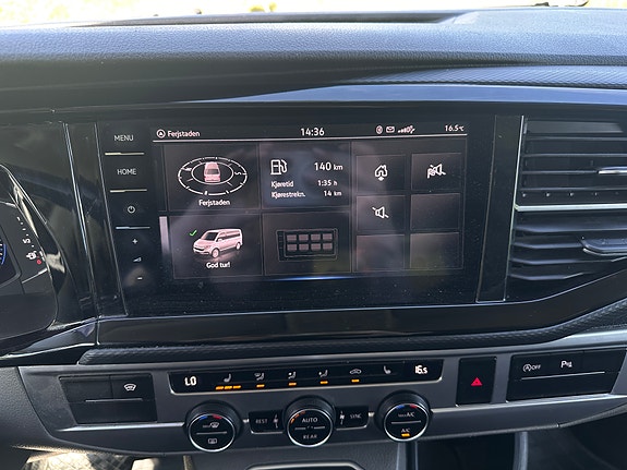 Volkswagen Caravelle 24 of 30