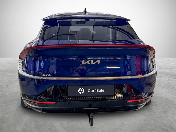 Kia EV6 4 of 5