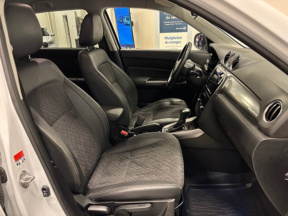 Suzuki Vitara 12 of 25