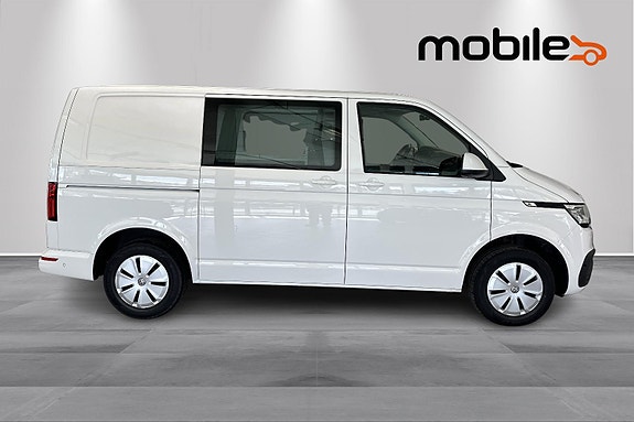 Volkswagen Transporter 2 of 15