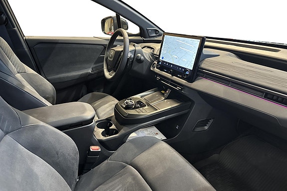 Toyota C-HR+ 16 of 22