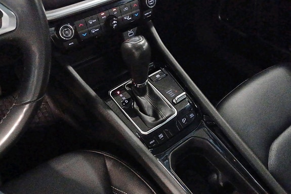 Jeep Compass 14 of 26